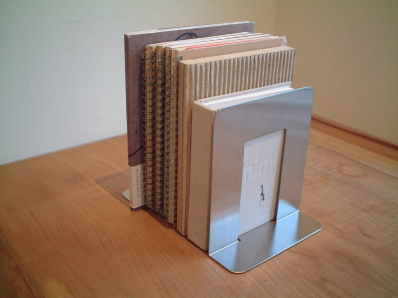 ステンレスブックエンド