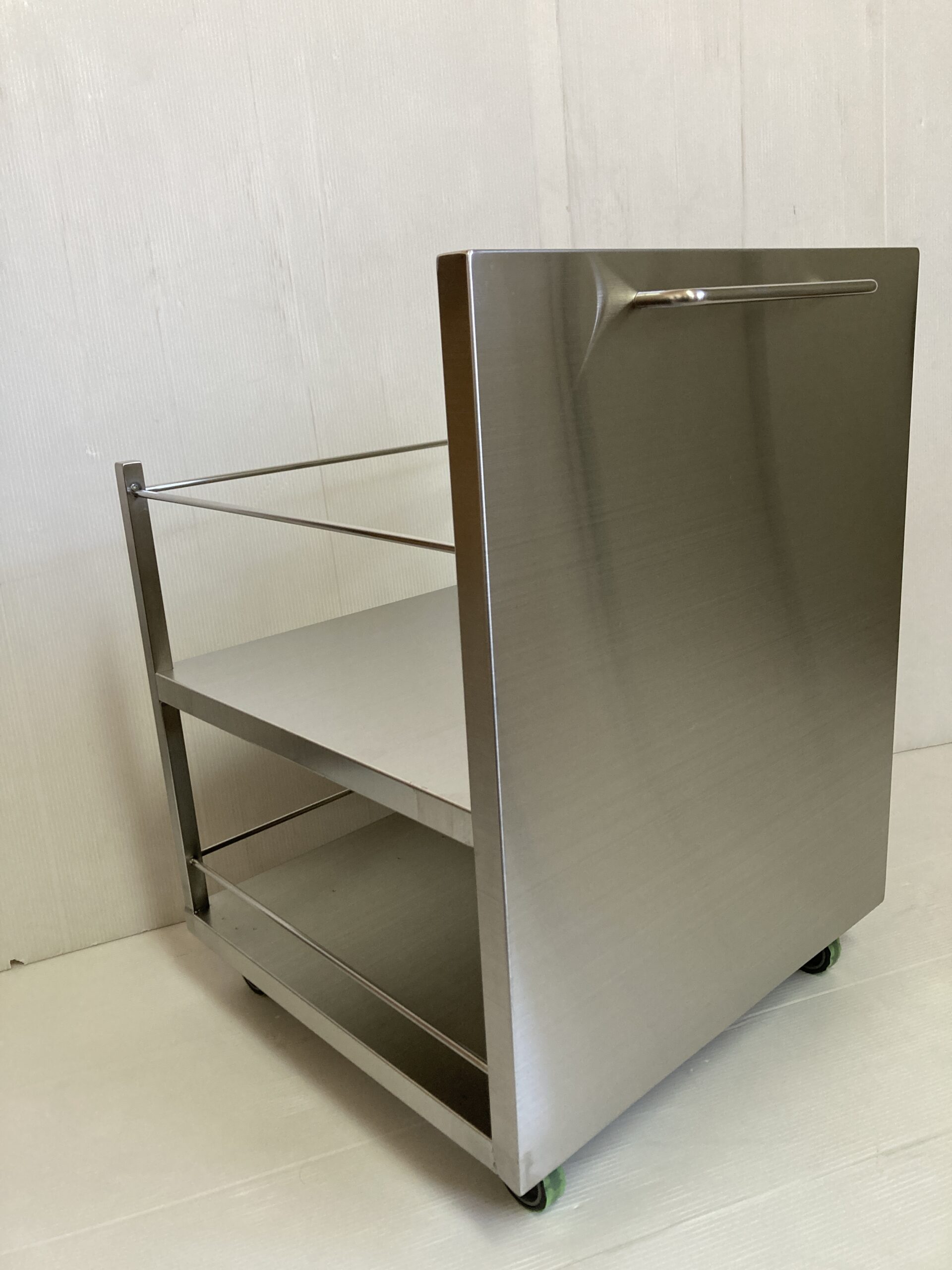 コンロ下収納ワゴン